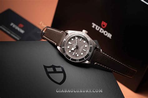 tudor 925 review|tudor 79010.